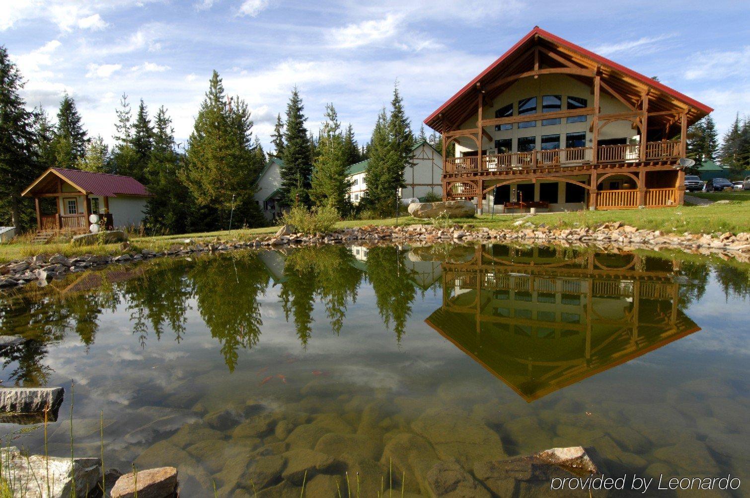 Heather Mountain Lodge Golden Bagian luar foto