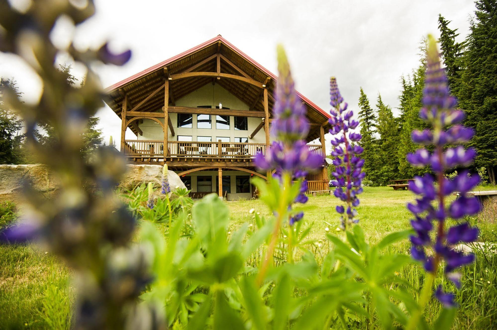 Heather Mountain Lodge Golden Bagian luar foto